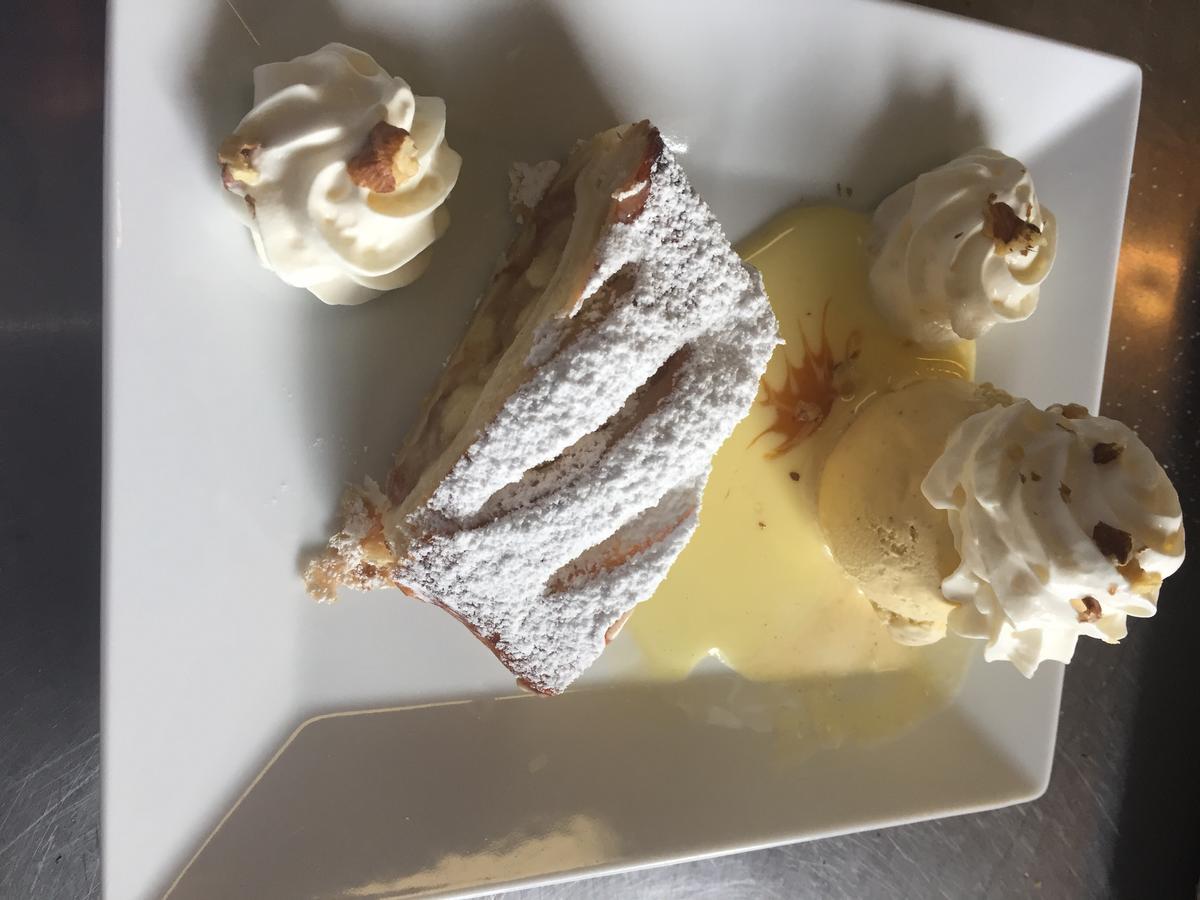 Hotel Restaurant De L'Europe 비상부르 외부 사진
